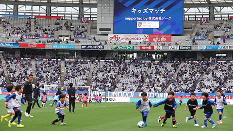スクール