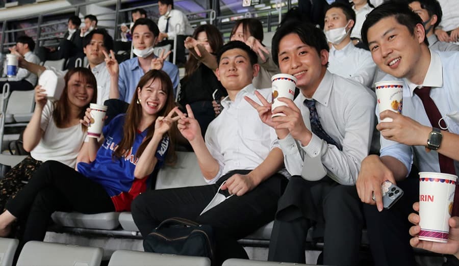 Uso de assistir jogos como interação interna